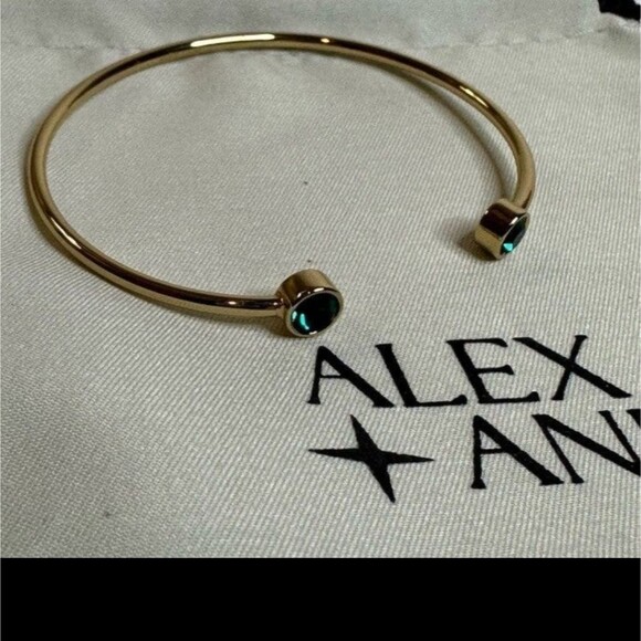 NIP Alex & Ani Emerald Flex Cuff Bracelet - Picture 5 of 8